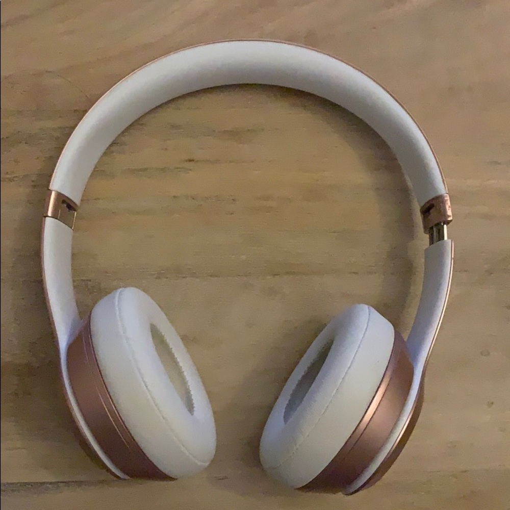 Rose Gold Beats